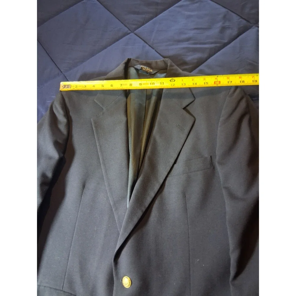 Jos. A. Bank Mens Navy Blue Wool Blazer Gold Crest Buttons Sport Coat